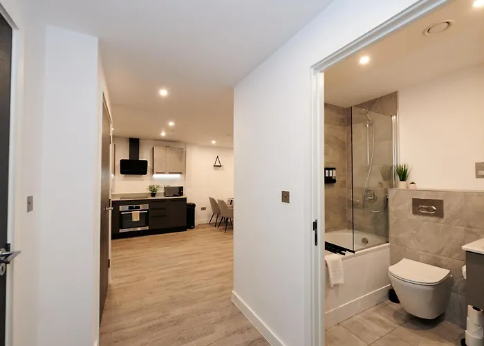 Appartement Centre - Free Parking & Gym