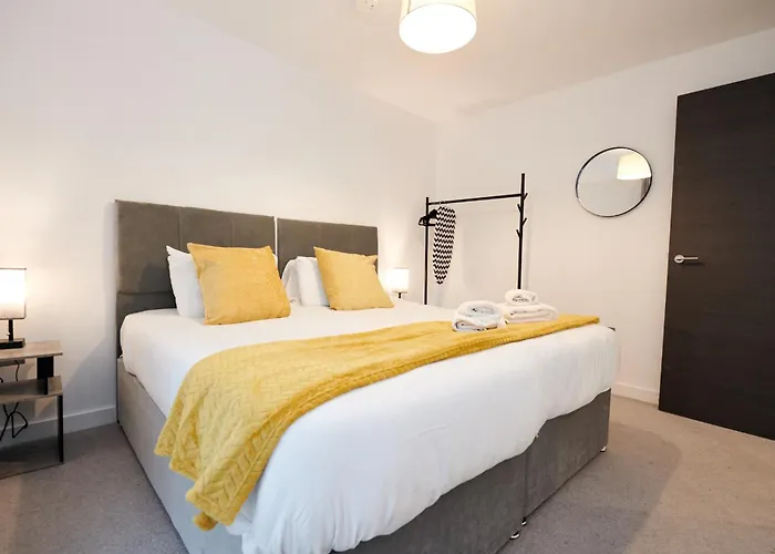 Appartement Centre - Free Parking & Gym *