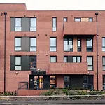 Centre - Free Parking & Gym York